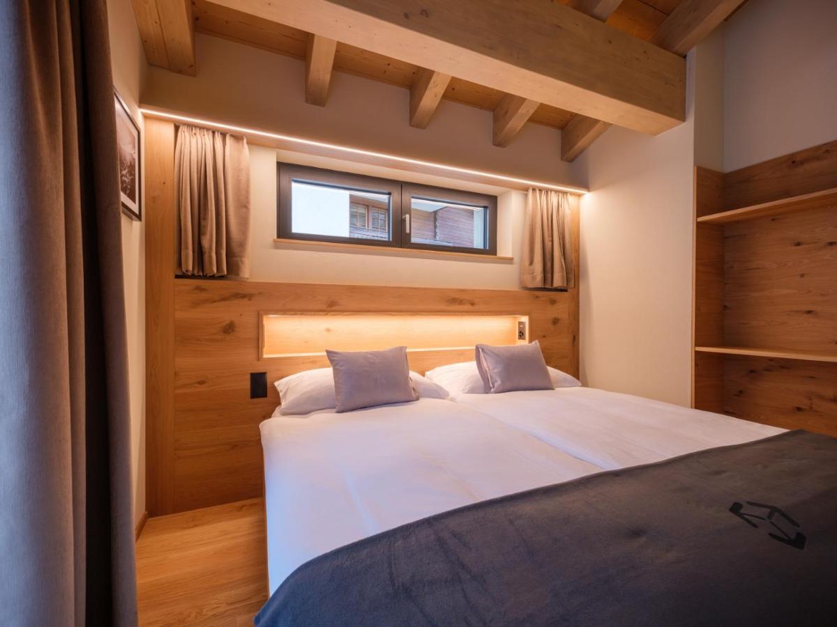 Hotel Tannenhof Zermatt Bagian luar foto